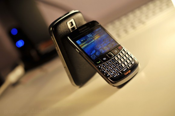 Blackberry-Bold-9700